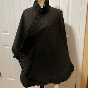 ✨ONLY 1 LEFT✨. Black Ruffled Edge Shawl/Cape